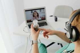 Yaşlanma Hormonal Değişimlerle Başlar